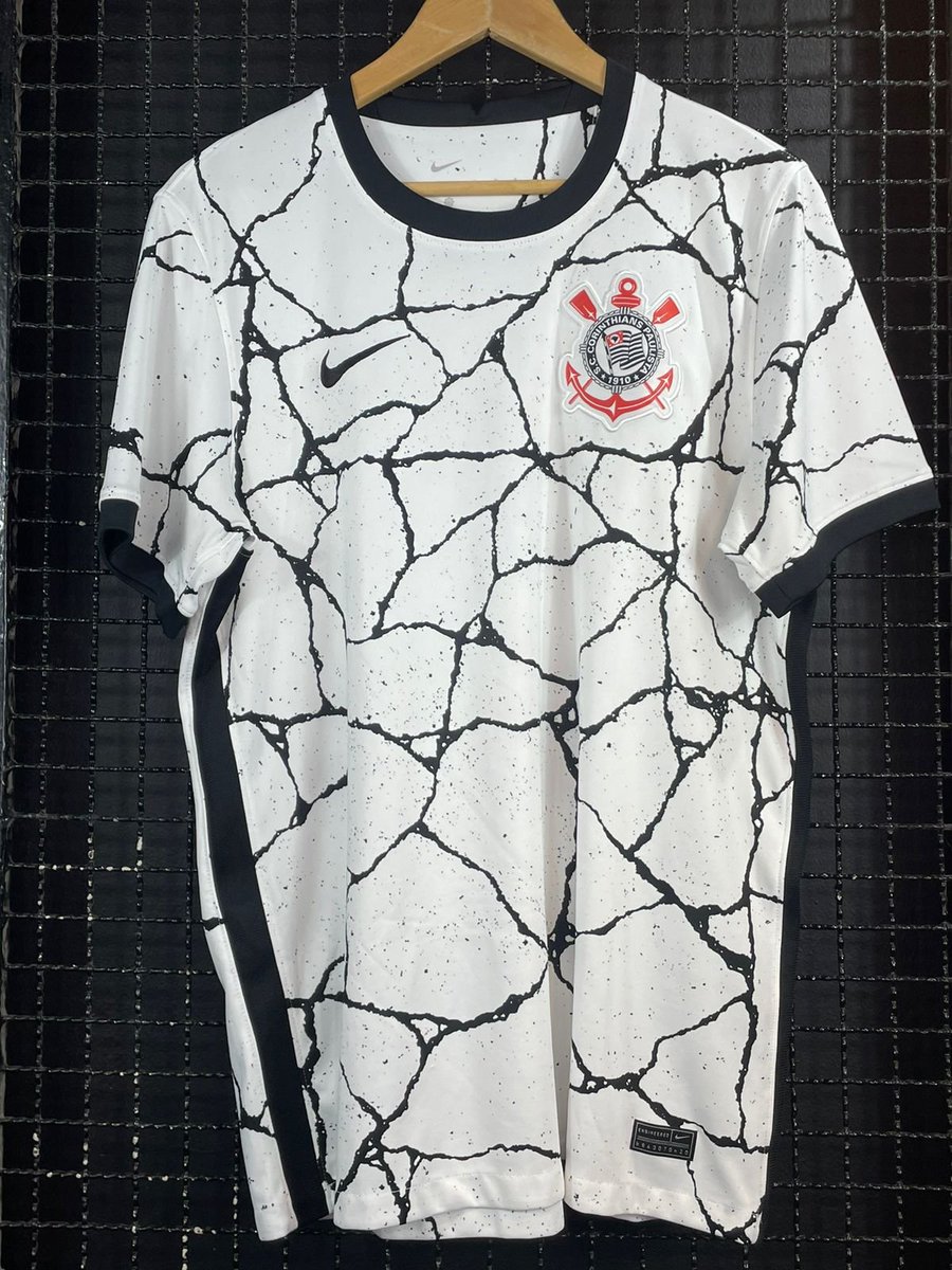 elyelsccp's tweet photo. OPINIÃO 

A camisa 1 do Corinthians de 2021 é bonita. https://t.co/sZboKkUvWt