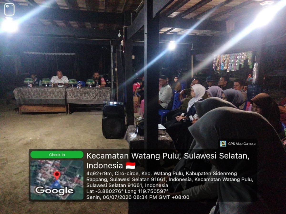 1420_sidrap's tweet photo. Babinsa Desa Cirociroe, Pelda Andi Akbar, mnghadiri seminar program kerja Kuliah Kerja Nyata Angkatan VIII Universitas Muhammadiyah Sidenreng Rappang dengan tema "Digitalisasi Tata Kelola dan Kemandirian Ekonomi Berbasis Agropreneur Menuju Desa yg Inovatif, Senin malam 06/07/2026 https://t.co/oDqO69FQW8