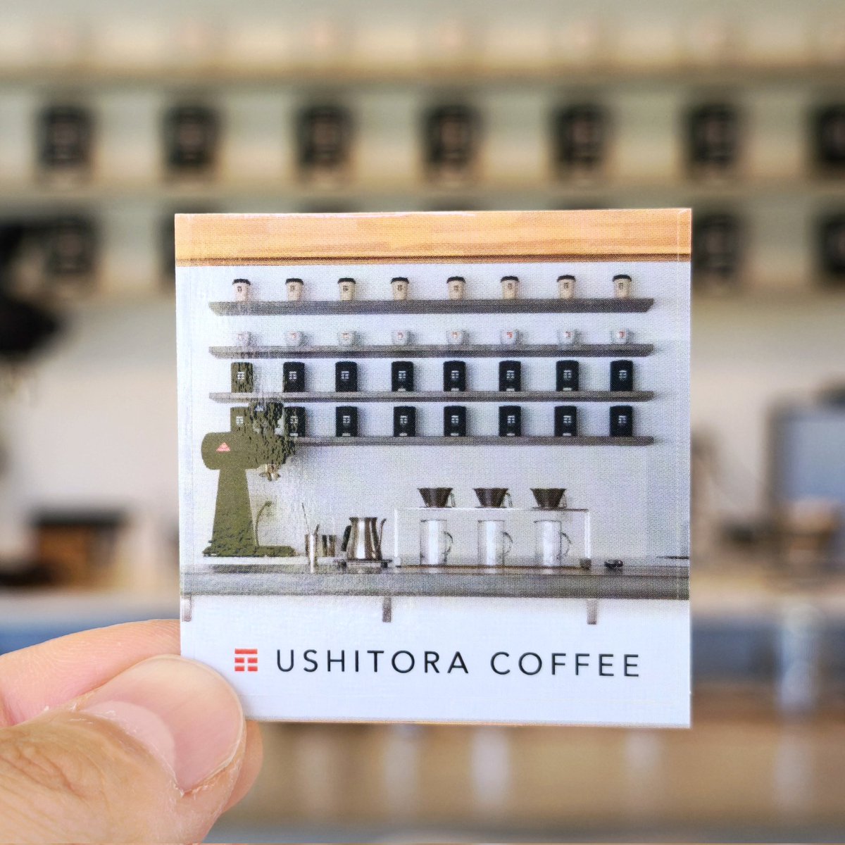 ushitoracoffee's tweet photo. 📢シールキャンペーン📢
ただいま、店頭またはオンラインショップでコーヒー豆またはドリップバッグまたは水出しコーヒーバッグをお買い上げいただくと、オリジナルシールが1枚付いてきます！
シールがなくなり次第終了となりますので、お早めにお求めください！

https://t.co/31S4ZOl55K https://t.co/E7y3aZdfzp