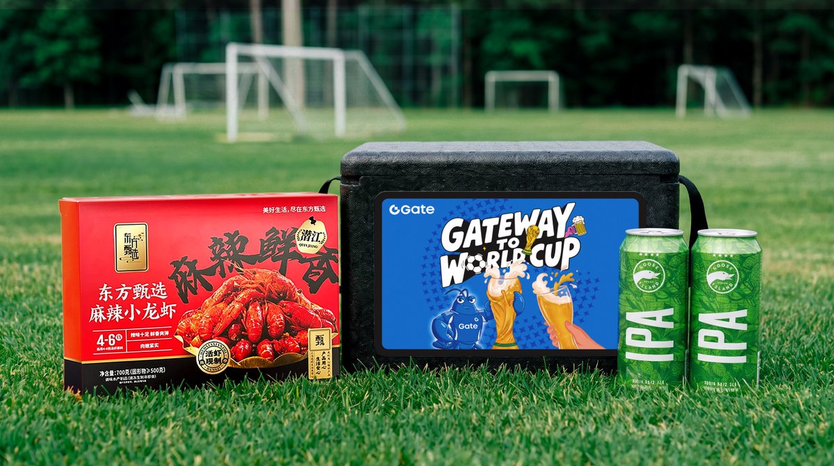 Gate_vanrio's tweet photo. 夏天看世界杯，怎么能没有小龙虾和啤酒 🍺

Gate「看球 2 件套」已抵达🛬，有吃有喝才嗨 ～

评论区随机抽取2位，可以说说：本次世界杯你是否参与过赛果预测？或者哪支球队/球员最让你意难平？

24H 后开奖 https://t.co/W2CVIYzECx
