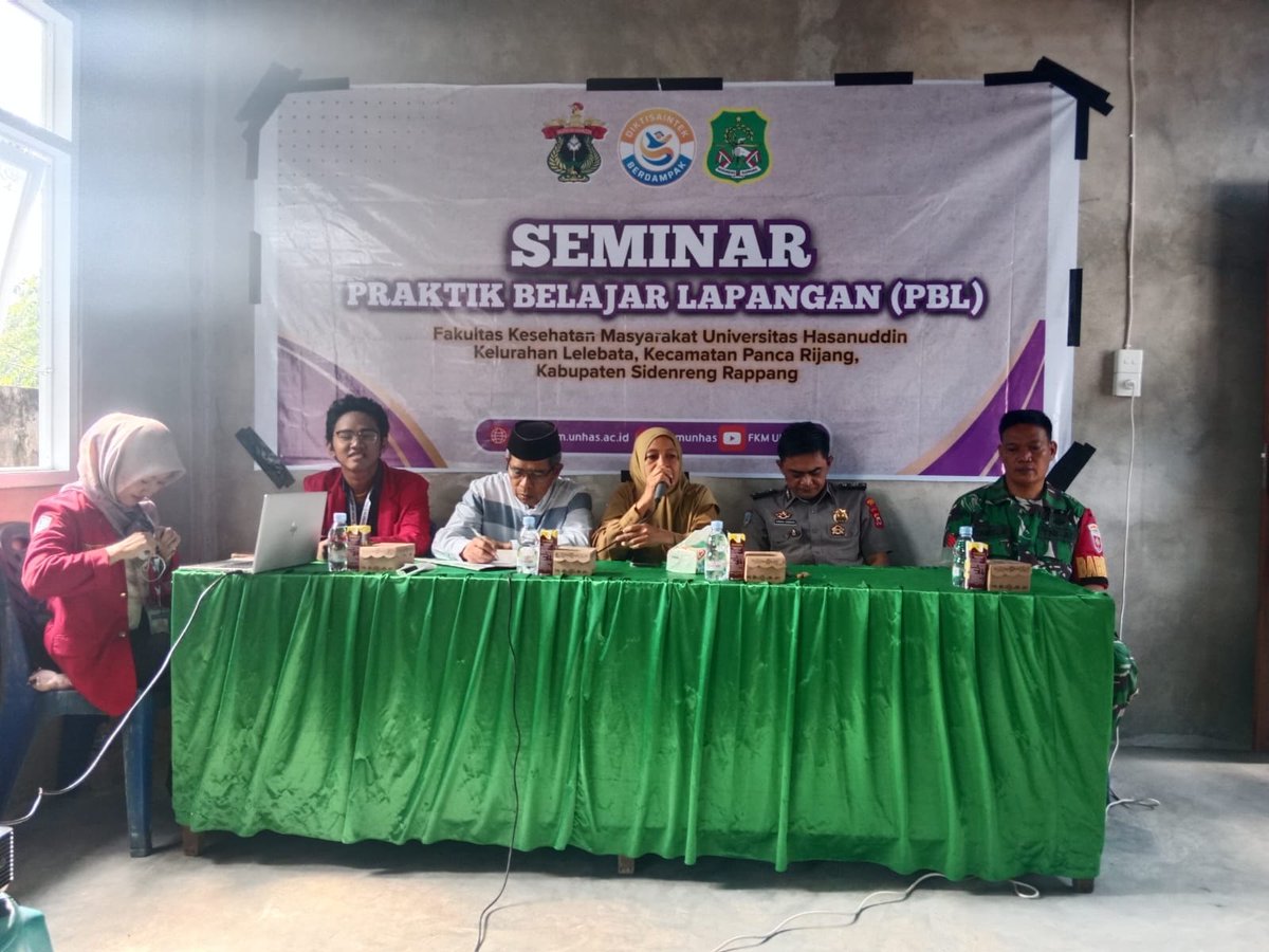 1420_sidrap's tweet photo. Babinsa Kelurahan Lalebata, Kopka Daniel Rerung, menghadiri Seminar Awal Praktik Belajar Lapangan (PBL) I Posko Kelurahan Lalebata Fakultas Kesehatan Masyarakat Universitas Hasanuddin (UNHAS) yang berlangsung di Aula Kantor Kelurahan Lalebata, Selasa (07/07/2026) https://t.co/0ro8Oms61a