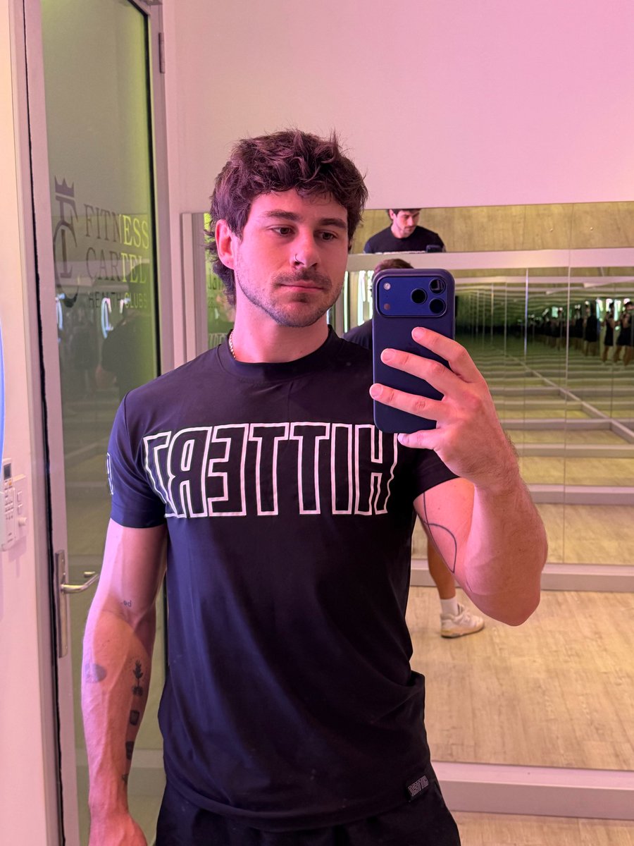 jacksonjansenau's tweet photo. Back at gym after two weeks 😅 https://t.co/qFCn508R7h