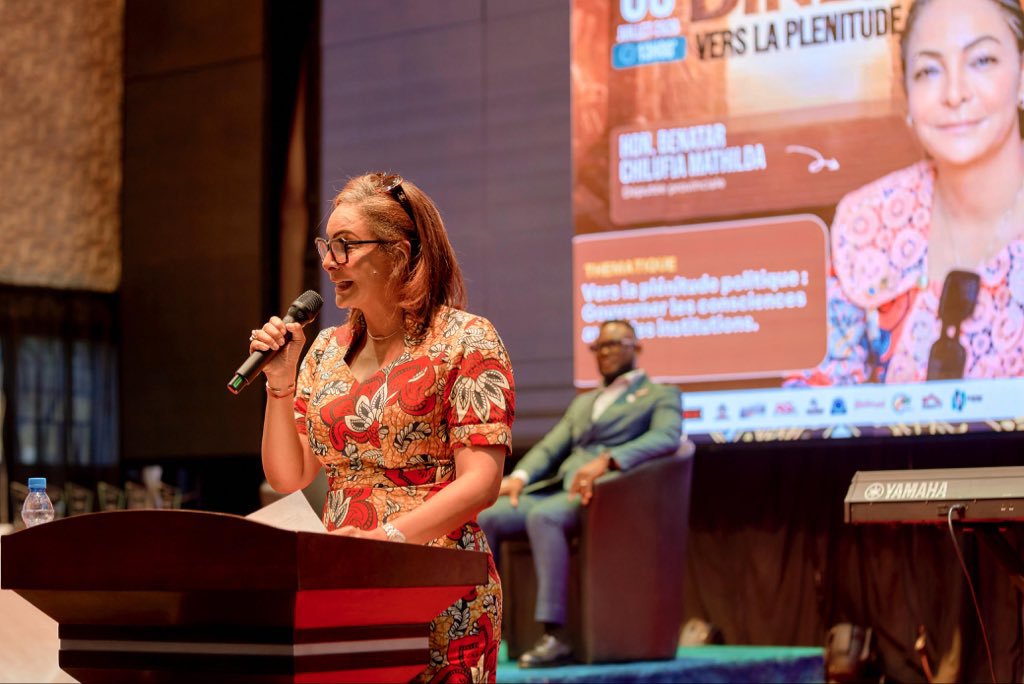 ndalakelly0's tweet photo. Hier dimanche, l’Honorable Benatar Chilufya « La Lionne du Katanga » a interpellé la jeunesse : visez l’excellence et l’engagement total pour la nation. Un appel fort à la responsabilité, au patriotisme et à l’action de chaque jeune pour bâtir un avenir meilleur. https://t.co/lopIqBFhxq