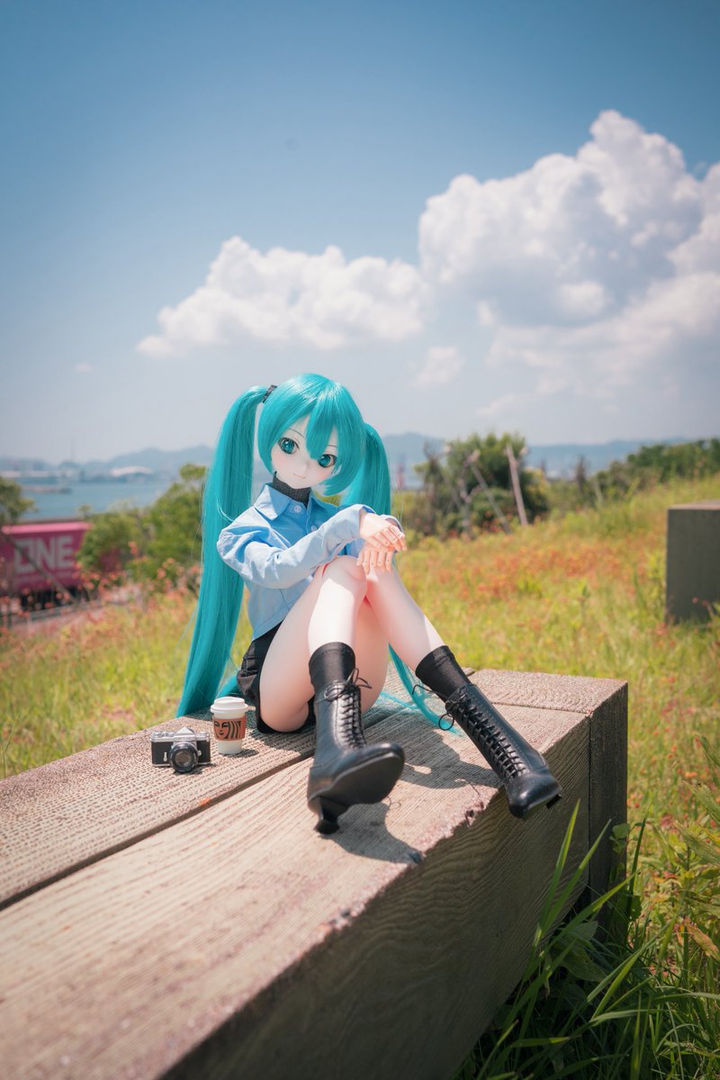 D24Ze's tweet photo. ドール撮影の荷物は最小限に抑えてます📷 https://t.co/Yew2140mdh