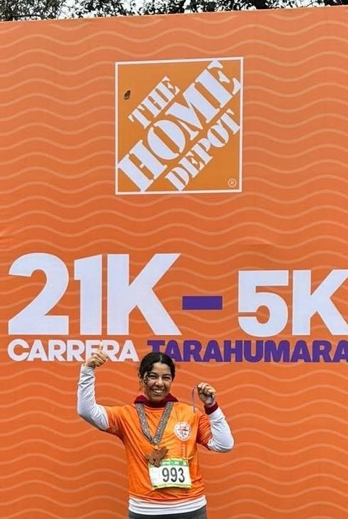 GabsSkeda's tweet photo. #BuildJakapan
#Beyourluve
@JakeB4rever
#ReadyToRunWithBuild
My beautiful medals.
Since 2020, I have been participating in the 5K Tarahumara race, which is organized for the education of children from indigenous communities in Mexico.
I'm not good at running, but I try. 🏃♀️ https://t.co/eVBlYDaG3j