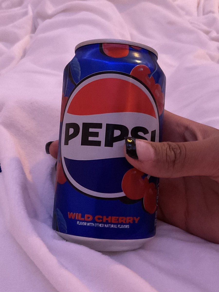 kittiethedancer's tweet photo. i dedicate this bullshit ass beverage to my softest behbeh 💗 #youknowwho 😘😘😘 https://t.co/3WI4UN2kHa