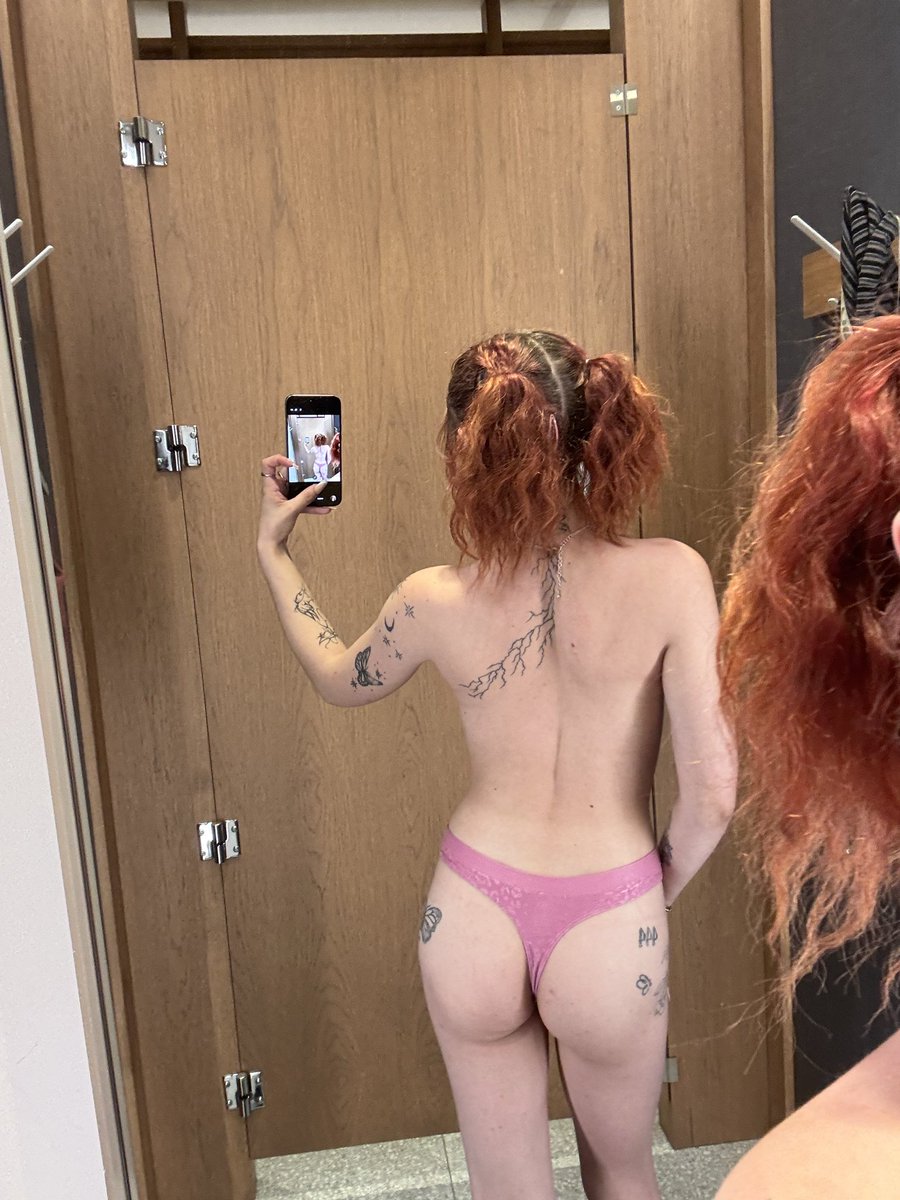 aviebae4's tweet photo. dm me for menu 😝 https://t.co/NANmTfJ25w