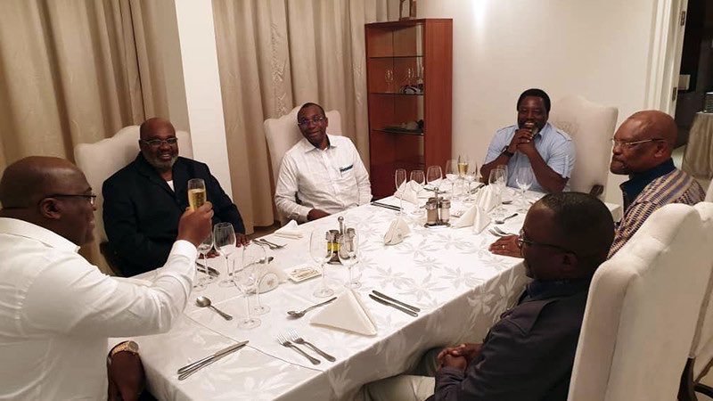 ndalakelly0's tweet photo. Selon Jhon Numbi 
Sans #Kabila et #Nanga encore moins sans la méditation de la CENCO ni de l'ECC, le dialogue ne portera pas de bons fruits, ça sera un dialogue de façades, la crise persistera ! https://t.co/MJdU4eMk1c