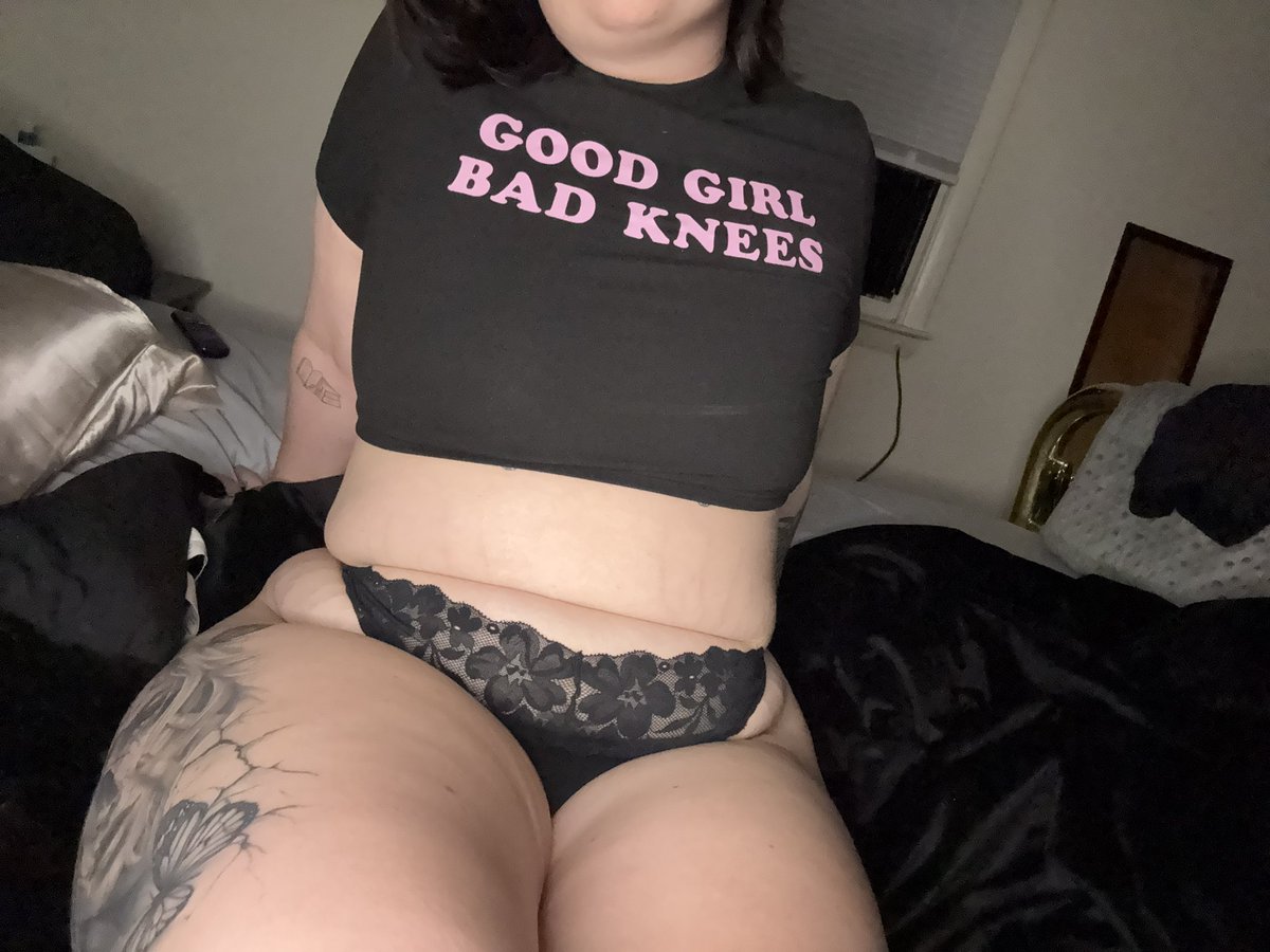 Bugg00033's tweet photo. Think you can handle me? 😏����
#onlyfans #OFcreator #linkinbio https://t.co/opiuvqbmwV
