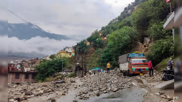 ndtv's tweet photo. Monsoon Fury In Jammu And Kashmir, Floods, Landslides Damage Infrastructure
https://t.co/3jMjY88DYD https://t.co/IlRybiIZOO