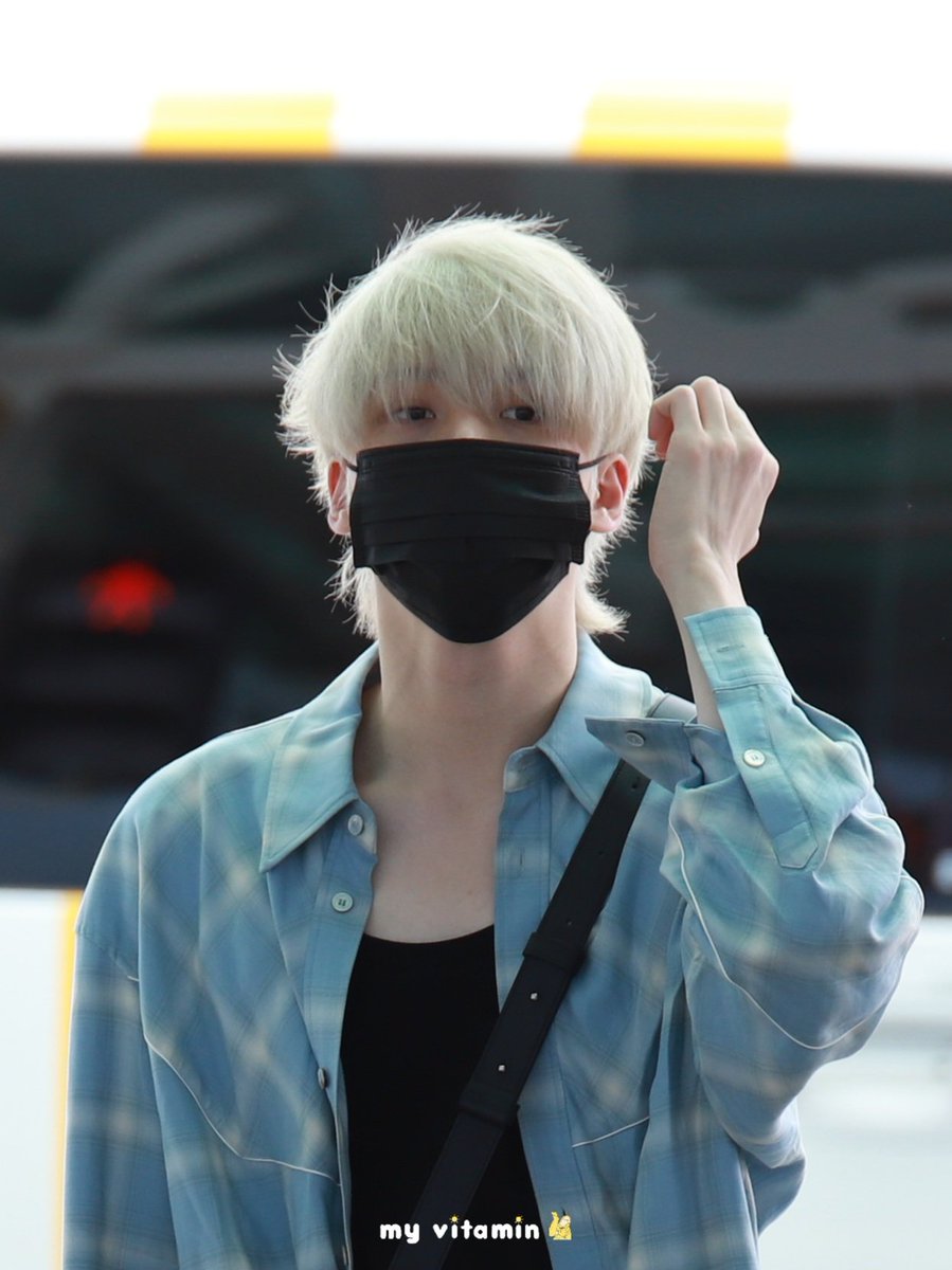 myvitamin_323's tweet photo. 260707 🐶~ ICN 출국

#YUNHO #윤호 #ATEEZ #에이티즈 https://t.co/DYZgZHcC7y