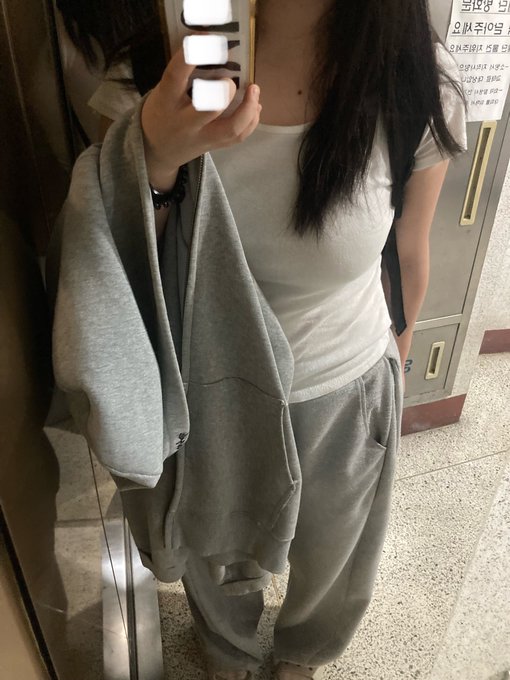 shrisap's tweet photo. #전화 #맘눌뎀 https://t.co/jKzWkaMKgP