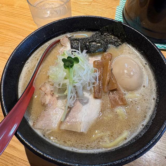 koba58's tweet photo. 鶏豚骨(醤油)に訳あり味玉 at ラーメン樹

20260619 #毎日がラーメン https://t.co/1cXoYgCIth #ラーメン #熊本のラーメン #熊本 https://t.co/gzRfKnvChV
