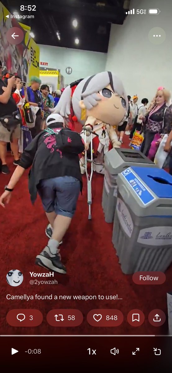 pinkhairedfox's tweet photo. pinky sighting https://t.co/7GVSdqwVaE