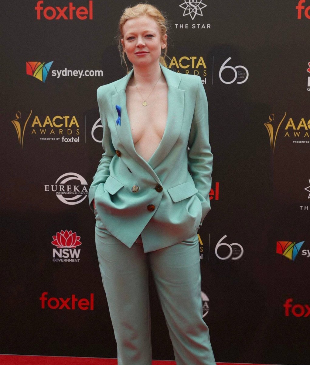hollywoodsirens's tweet photo. Sarah Snook, So Beautiful. https://t.co/NIdW5utE0n