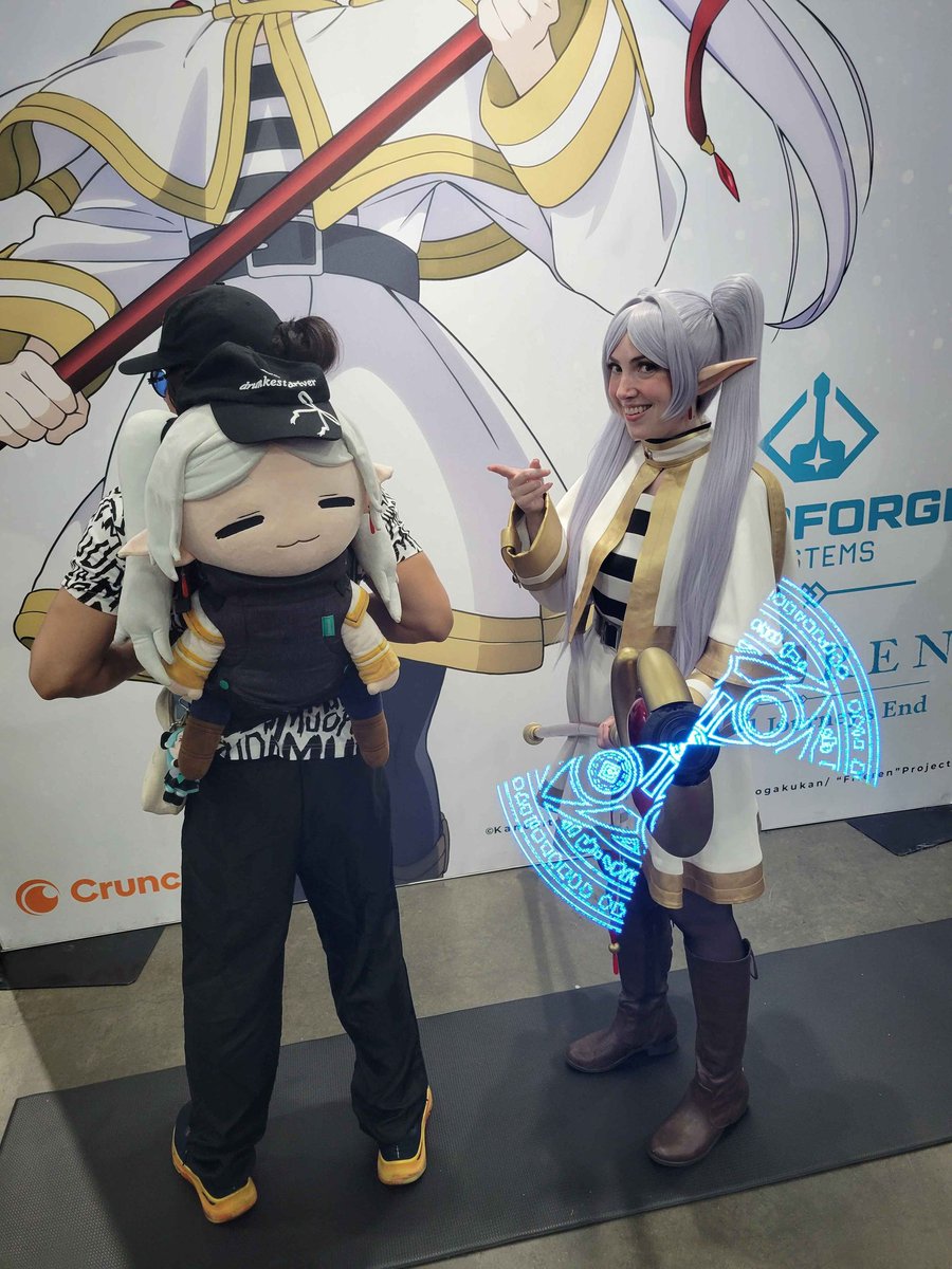 OdlidTogaf's tweet photo. Gonna photo dump my AX 2026 pictures. It was awesome meeting new people and catching up with old ones. I consider myself lucky to meet like minded individuals who appreciate anime itself and not just hop on a community because it's popular. We seem to gravitate towards each other https://t.co/hEeniliz9r