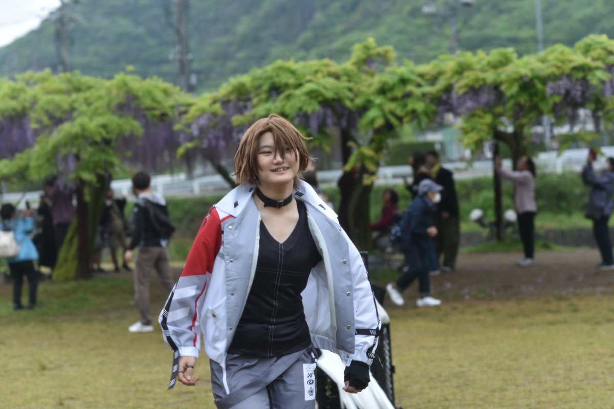 Rtsan_01's tweet photo. 和気cos/オフショ
1枚目:お辞儀の仕方が可愛いROF_MAO
2枚目:えっほえっほな🏢
3枚目:騎馬戦のROF_MAO
4枚目:アゲアゲな🏢
 #和気コス https://t.co/DLoMbBtBLC