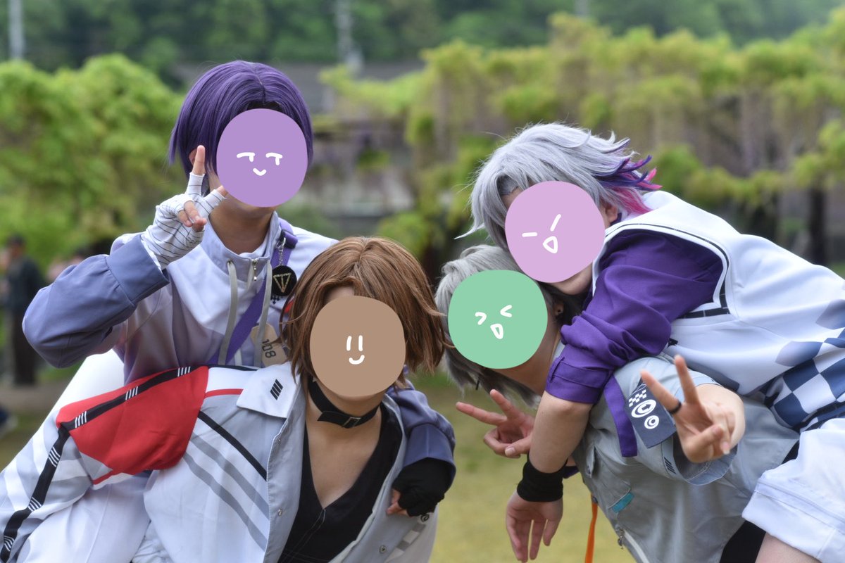 Rtsan_01's tweet photo. 和気cos/オフショ
1枚目:お辞儀の仕方が可愛いROF_MAO
2枚目:えっほえっほな🏢
3枚目:騎馬戦のROF_MAO
4枚目:アゲアゲな🏢
 #和気コス https://t.co/DLoMbBtBLC