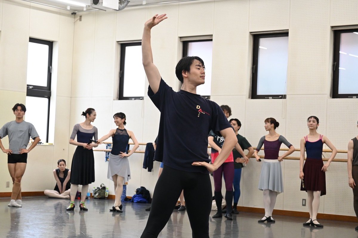 AsamiMakiBallet's tweet photo. 【Today's photos📸】
「ドン・キホーテ」リハーサルより

エスパーダ　石山陸
メルセデス　三宅里奈 https://t.co/6rt2K4T2e3