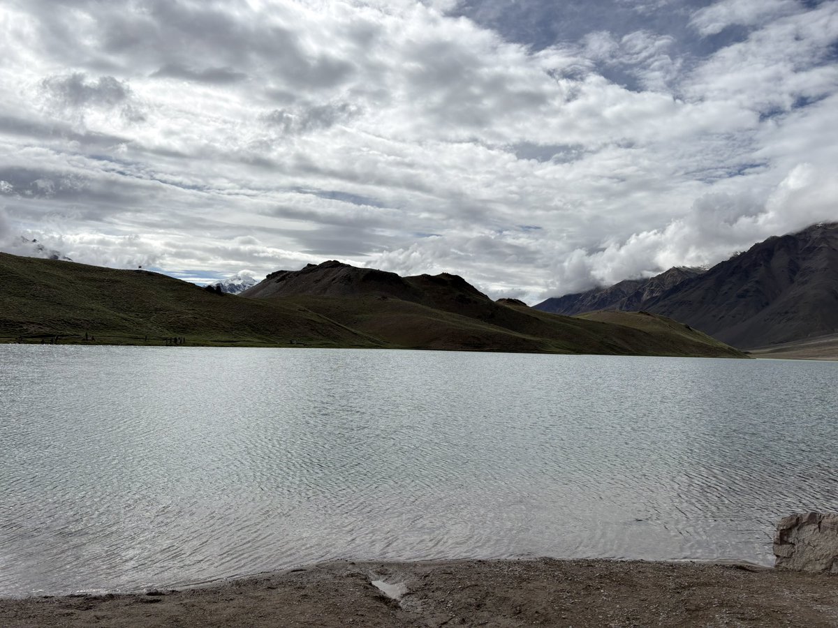 Pranshu0403's tweet photo. Coming back totally a different person
#Chandratal #Hamptapass #Manali https://t.co/4x1i9hCIdJ