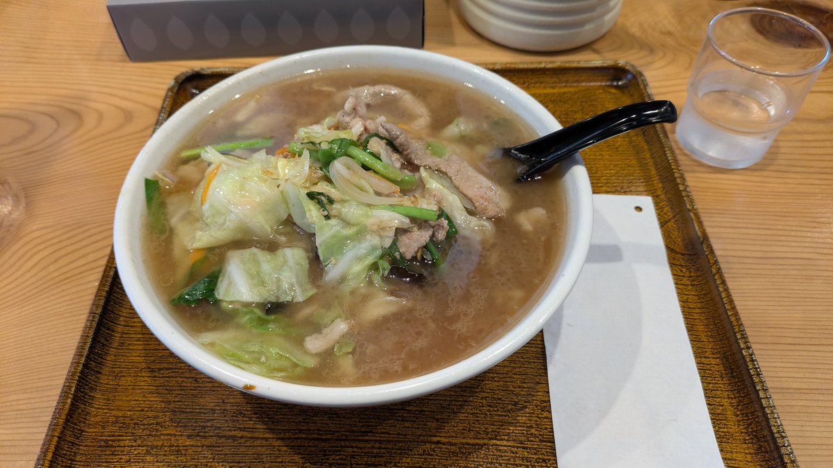 san_ochi's tweet photo. ラーメン🤗 https://t.co/KuKrYr96Fz