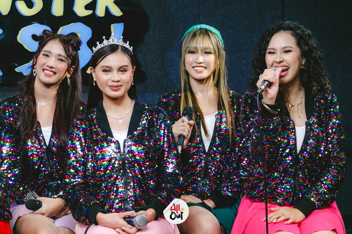 RX931's tweet photo. MEI MEI went 'Alembong' being the newest and freshest girl group that got their charm shining on #AllOut 💖🎤 #MEIMEIGoesAllOut
Watch their full interview + performances on the #RX931 livestream channels 📺 #IAmAMonster https://t.co/RHYIAypnf0