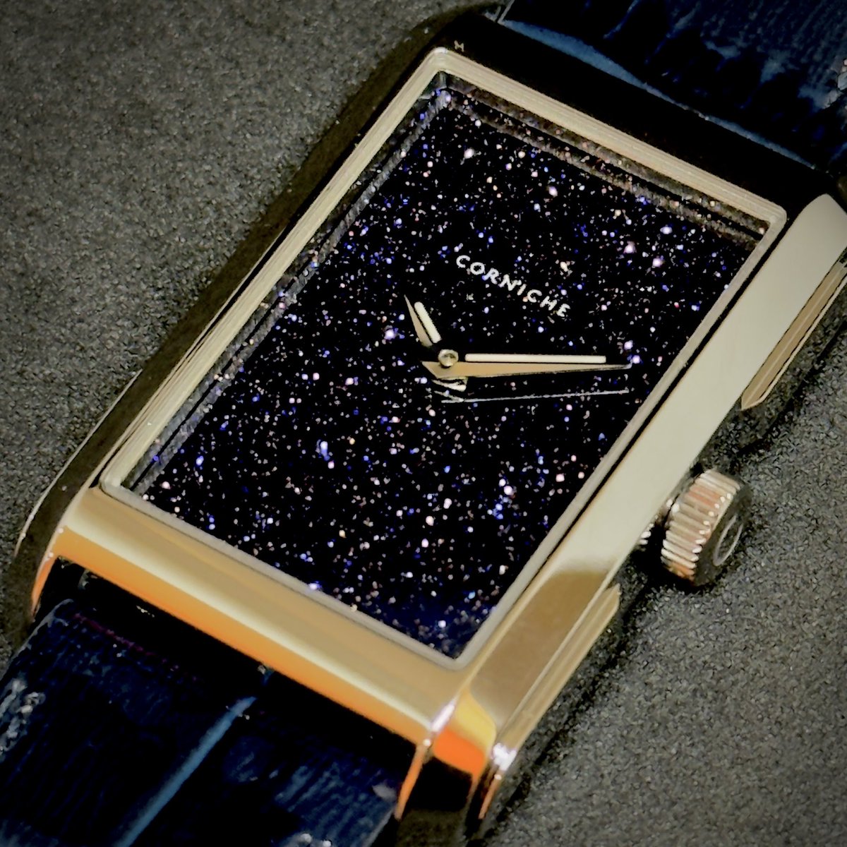 HMS_WatchStore's tweet photo. 7月7日は #七夕🎋✨

先日 待望の再入荷♪
星空に願いが届きそうな1本と📸🌌

⌚️ Visionnaire Polished Steel &amp; Aventurine

#横浜ジョイナス https://t.co/QXDjEeJ8LT