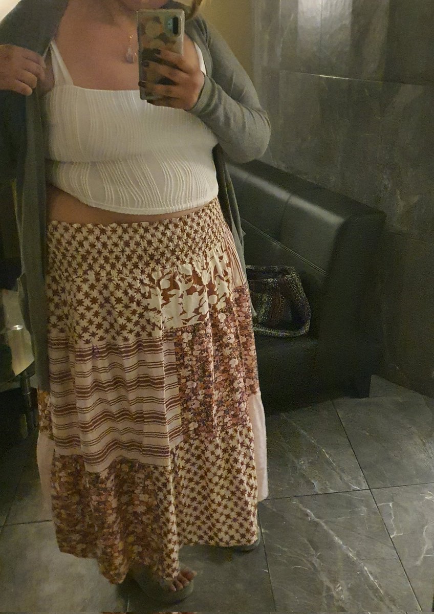 EstelaReves's tweet photo. Outfit de hoy :3 https://t.co/dkYwRKDhKN