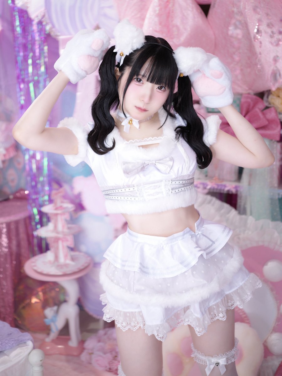 にゃんにゃん様 にゃんにゃんにゃんこ。にゃんこぽら 今日もゆく♩