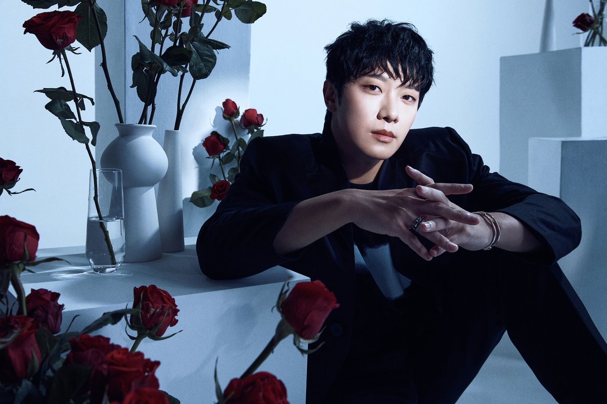 webmixmaya's tweet photo. พรีมาดอนน่าไทยพร้อมไหม! ‘FTISLAND’ ตำนานชาวร็อกเกอร์จากเกาหลี เตรียมคัมแบ็กกรุงเทพฯ ในรอบ 2 ปี ร่วมพิสูจน์พลังร็อกระดับตำนาน 8 สิงหาคมนี้

          เตรียมเสียงกรี๊ดและพลังกายของคุณให้พร้อม! เพราะนี่คือพรหมลิขิตที่จะพาไอคอนิก K-Rock ระดับตำนานกลับมาเขย่าเวทีไทยให้ลุกเป็นไฟอีกครั้ง เมื่อผู้จัดไฟแรง O.N worldwide ประกาศแลนดิงบิ๊กโปรเจกต์ นำทัพวงดนตรีร็อกแถวหน้าของเกาหลีใต้ FTISLAND (เอฟที ไอส์แลนด์) ลัดฟ้าเสิร์ฟคอนเสิร์ตใหญ่เต็มรูปแบบในประเทศไทย ‘2026 FTISLAND TOUR 0 — XIX — III ’FaTe‘ in BANGKOK’  ในวันเสาร์ที่ 8 สิงหาคม 2569 ณ MCC Hall เดอะมอลล์ ไลฟ์สโตร์ งามวงศ์วาน

          ทันทีที่มีการประกาศทัวร์คอนเสิร์ต กระแสความตื่นเต้นของเหล่า พรีมาดอนน่าไทย ก็พุ่งทะยานจนติดเทรนด์โซเชียลอย่างรวดเร็ว เนื่องจากเป็นการกลับมาเยือนกรุงเทพฯ ในรอบกว่า 2 ปีของพวกเขา โดยคอนเซปต์ทัวร์ในครั้งนี้มาในชื่อ ‘FaTe’ (โชคชะตา) แฝงด้วยรหัสตัวเลข ‘0 — XIX — III’ ซึ่งเปรียบเสมือนหมุดหมายและการเริ่มต้นก้าวใหม่ที่ทรงพลังบนเส้นทางสายดนตรีของวง

           สมาชิกวง FTISLAND ได้ส่งข้อความสุดพิเศษถึงแฟนๆ ชาวไทย โดยสัญญาว่าการกลับมาเจอกันในครั้งนี้คือพรหมลิขิตอย่างแท้จริง พวกเขาให้คำมั่นว่าจะมอบการแสดงบนเวทีที่ยอดเยี่ยมเหนือความคาดหมาย อัดแน่นไปด้วยการแสดงสดที่สดใหม่และทรงพลัง พร้อมด้วยพลังงานร็อกอันดุดันที่มีเพียงพวกเขาเท่านั้นที่ทำได้ เพื่อให้มั่นใจว่าค่ำคืนนี้จะเป็นค่ำคืนที่ทั้งตื่นเต้นเร้าใจและคุ้มค่าอย่างที่สุดสำหรับทุกคน

          แฟนๆ เตรียมตัวพบกับประสบการณ์ดนตรีสดระดับพรีเมียมที่จะมาสะกดทุกโสตประสาท ด้วยเสียงร้องอันทรงพลังที่เป็นเอกลักษณ์ของนักร้องนำอย่าง 'อีฮงกี' พร้อมกับการแสดงสดอันยอดเยี่ยมของสมาชิกในวง โดยลิสต์เพลงในคอนเสิร์ตครั้งนี้จะรวมเอาเพลงฮิตระดับตำนานที่ชวนให้คิดถึง มาผสมผสานกับเพลงใหม่ล่าสุดจากอัลบั้มล่าสุดของพวกเขา ซึ่งทั้งหมดนี้จะถูกยกระดับความมันส์ด้วยโปรดักชัน แสง สี เสียง และเอฟเฟกต์พิเศษระดับเวิลด์คลาส

           สิทธิพิเศษจัดเต็มเพื่อแฟนๆ ทุกราคา! แฟนด้อมขาร็อกคนไหนที่ยังไม่มีบัตรในมือ ห้ามชะล่าใจเด็ดขาด รีบพุ่งตัวไปจับจองพื้นที่แห่งโชคชะตาและร่วมเป็นส่วนหนึ่งของประวัติศาสตร์ความมันส์ครั้งนี้ด่วนที่สุด! ทาง https://t.co/s8cFk73dfg อัปเดตข้อมูลและรายละเอียดสิทธิพิเศษเพิ่มเติมได้ที่ Facebook: O.N worldwide Thailand และ X (Twitter): @ONworldwideTH

          “อย่าปล่อยให้โชคชะตาพัดผ่านไป มาร่วมเป็นส่วนหนึ่งของ ‘FaTe’ กับ FTISLAND ที่กรุงเทพฯ แล้วคุณจะรู้ว่าพลังของดนตรีและความรักจากแฟน ๆ สามารถเชื่อมโยงเราไว้ด้วยกัน!”

#FTISLAND #FT아일랜드 #FaTeinBANGKOK
#프리마돈나 #PRIMADONNA
#오엔기획 #OnworldwideThailand