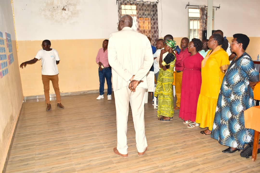 BMineagrie's tweet photo. @burungaProvince Ils ont également exprimé leurs ambitions quant à la promotion de l'utilisation des semences sélectionnées au cours de la prochaine décennie. https://t.co/8BXyNDCoHJ