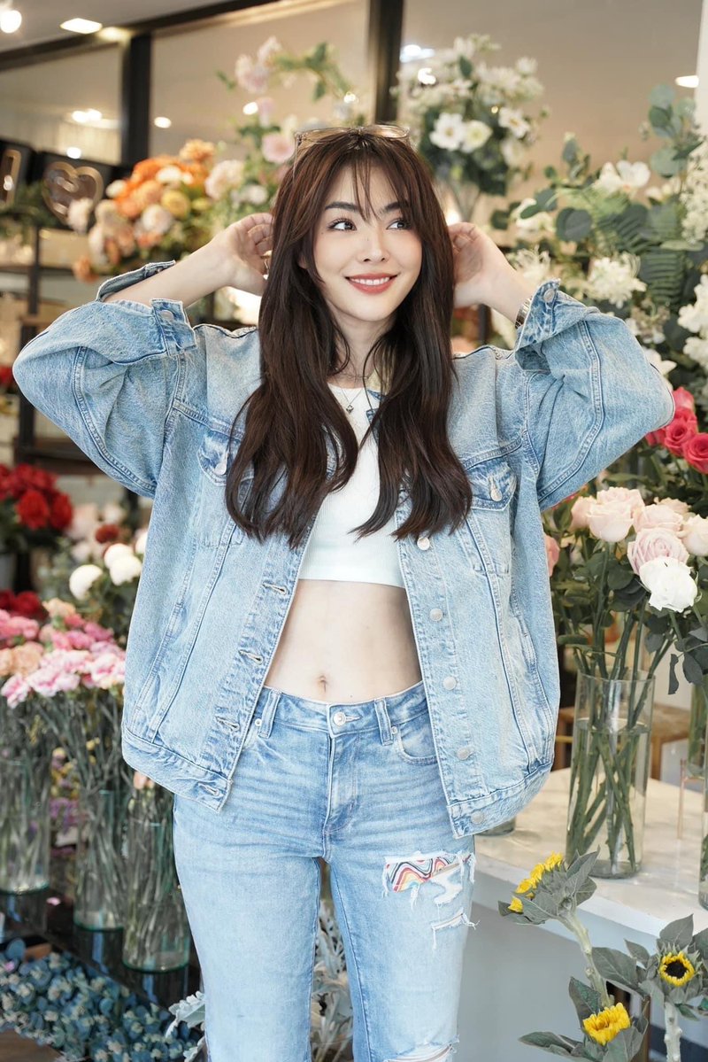 cheekkynink's tweet photo. สวยที่สุดดดดด 💐🌷🌻🌹

#FayePeraya #ฝ้ายพีรญา https://t.co/FkefvdClvM
