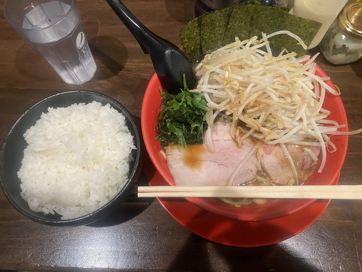 Happy850's tweet photo. ラーメン晴道軒
ラーメンライスセットもやし増し https://t.co/zW5wQmjD8E