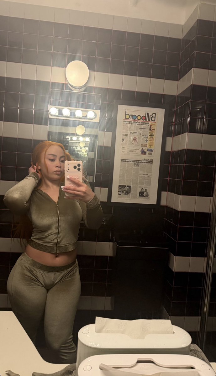 iggyy tweet media
