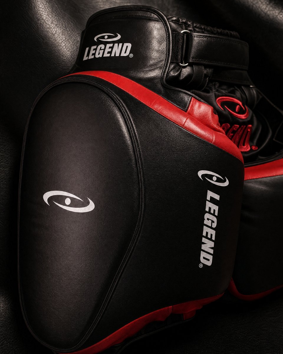 LegendSports1's tweet photo. From the locked-in precision of our metallic lace-up gloves to the uncompromising protection of our elite headgear and coaching guards.
Equip yourself for the next round.
#LegendSports #BoxingGear #CombatSports #BoxingTraining #PhysicalDiscipline #FightGear #Sparring https://t.co/xVuWK35Viz
