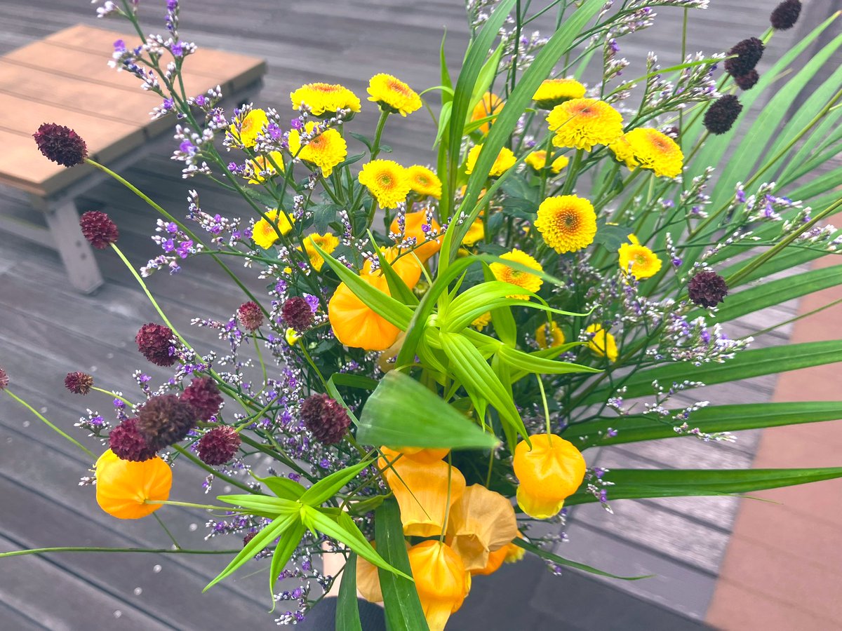 blue43milk's tweet photo. お墓参りに行ってきました
紫陽花が綺麗でした
#イマソラ
#空
#花
#紫陽花 https://t.co/GVI1rvgcbi