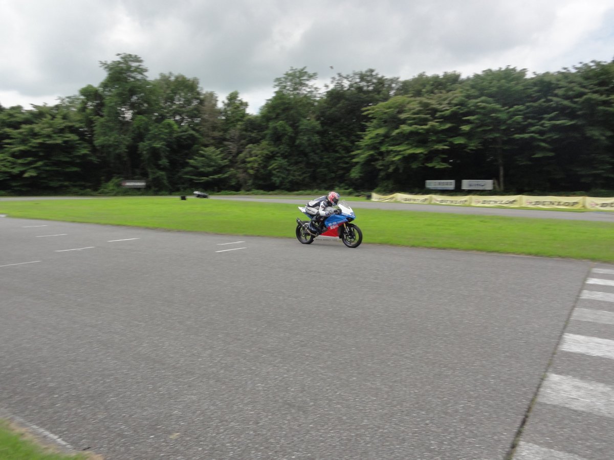 igashira_mp's tweet photo. 小椋藍選手は午前中のみの走行で終了しました。
これからドイツに向けてフライトだそうです。
最終調整？に井頭モーターパークを選んで頂きありがとうございます。
ドイツGp、日本人初の２勝目願ってます。 https://t.co/LcoZBhZxnf