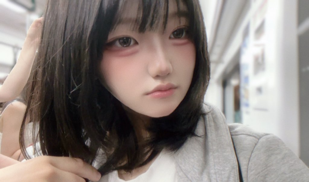 319miz's tweet photo. #여친구함 #레친소
12녀 나랑 동갑 아니면 1~2 연하연상
제발 나랑 사귀자 잘해줄게 너만의 안정형이 돠어줄게 https://t.co/R30R4IiR25