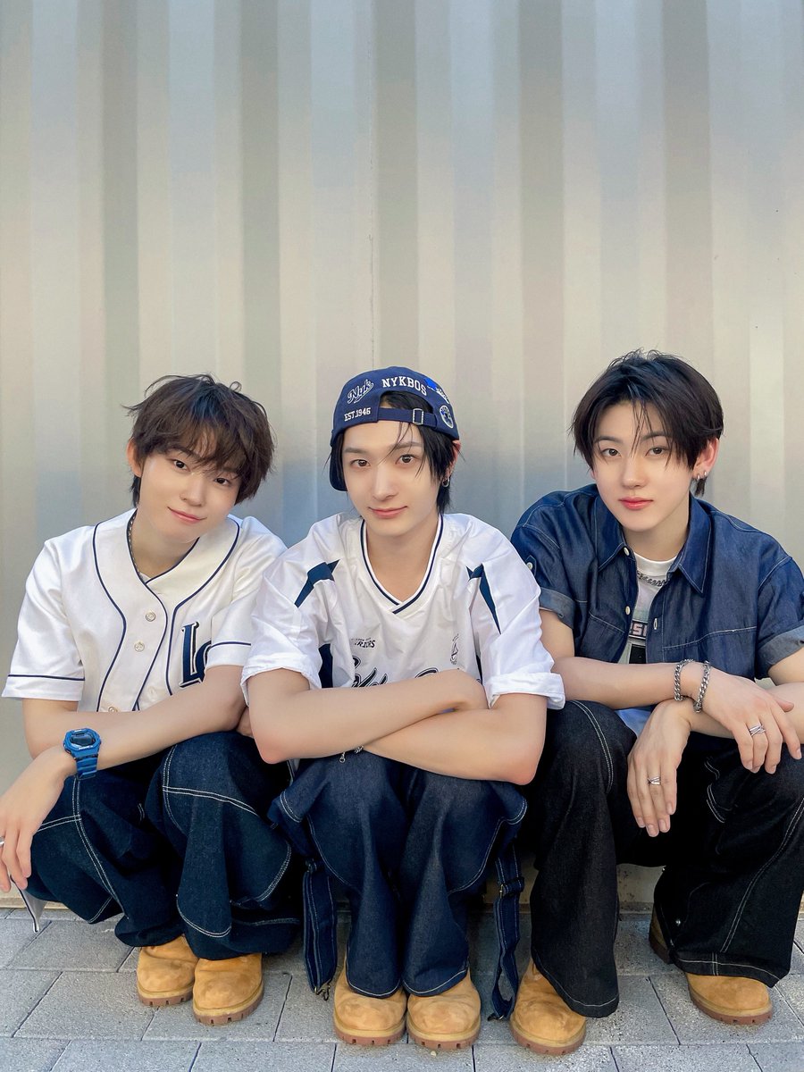 keijuchive's tweet photo. KickFlip Stage Behind Photo 타래 #케이주 https://t.co/McTO7QmKG5