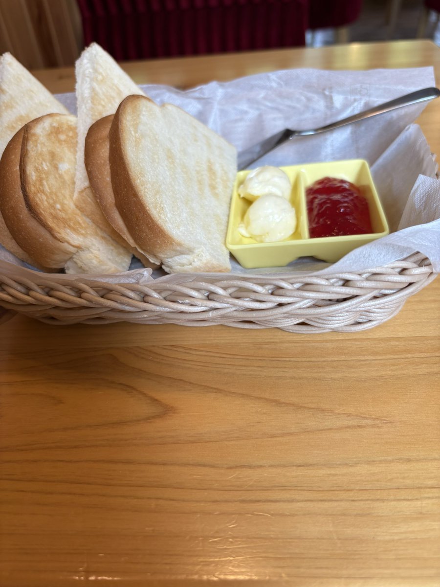 muta_1783's tweet photo. 今日はいつもの可愛い店員さんいなかった。 https://t.co/PqK3ptknQ9