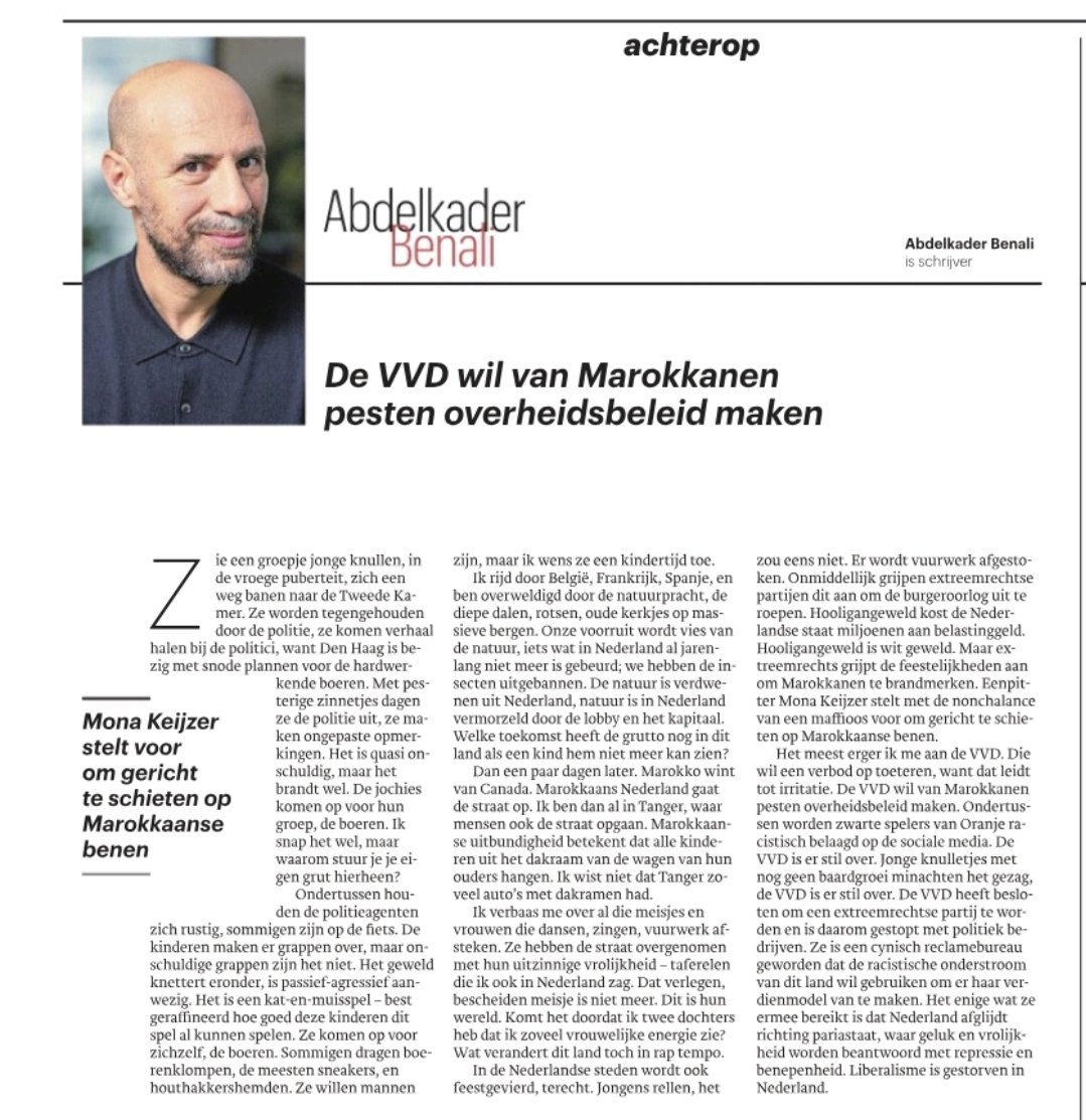 tayfun_balcik's tweet photo. 'Hooligangeweld kost de staat miljoenen aan belastinggeld. Hooligangeweld is wit geweld. Maar extreemrechts grijpt de feestelijkheden aan om Marokkanen te brandmerken. Eenpitter Mona K. stelt met de nonchalance van een maffioos voor om gericht te schieten op Marokkaanse benen.' https://t.co/NStFeZGhWV