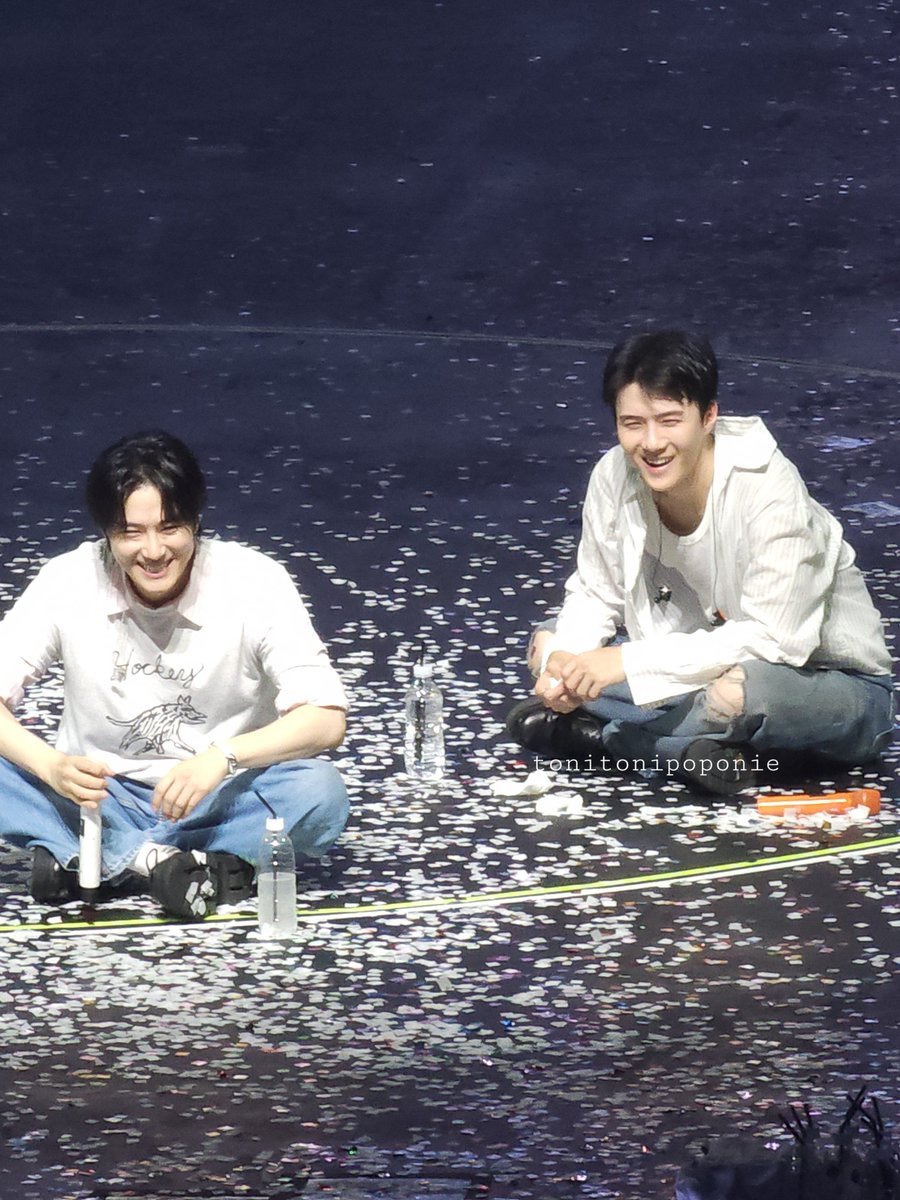 tonitonipoponie's tweet photo. MUST CAPTURE THIS SEHO MOMENT✨️🥹

#EXhOrizonInManila_D2
#세훈 #Sehun #수호 #Suho https://t.co/KV06rkmO3g