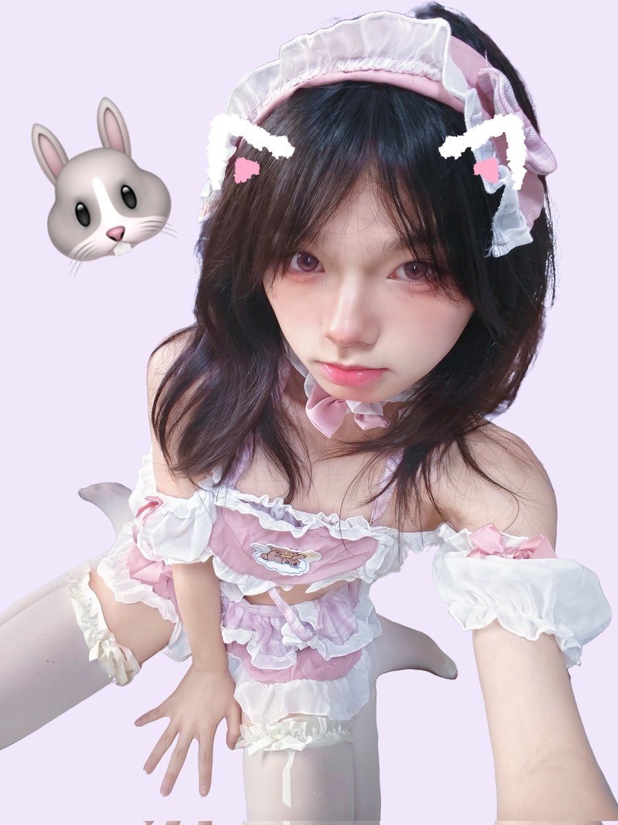 wc3mu's tweet photo. 谁家的小猫咪跑出来了（还有更劲爆的谁想看喵🐱）
#男娘 #伪娘的大 #femboy #sissy https://t.co/lpqn8Lv5gP