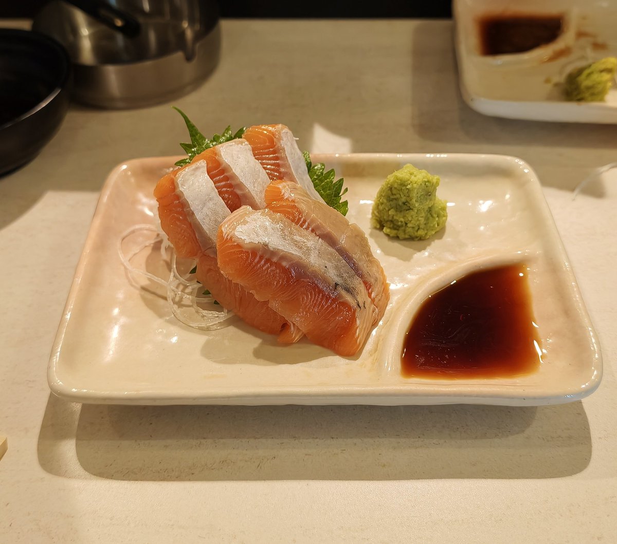 Atlas__Titan's tweet photo. 昨晩の最後は飯と酒ELEVENさんで締めでした

メニューに負けて、ここでもほっけとトキシラズの刺身を日本酒に特攻しなかった自分を褒めたい🙄

インスタに挙がってた新メニューの長芋明太マヨも頂き、応援に行けなかったキャプテンの試合も見せてもらって大満足でした

次の試合は応援に行きたい！ https://t.co/NUfAo2Hqrn