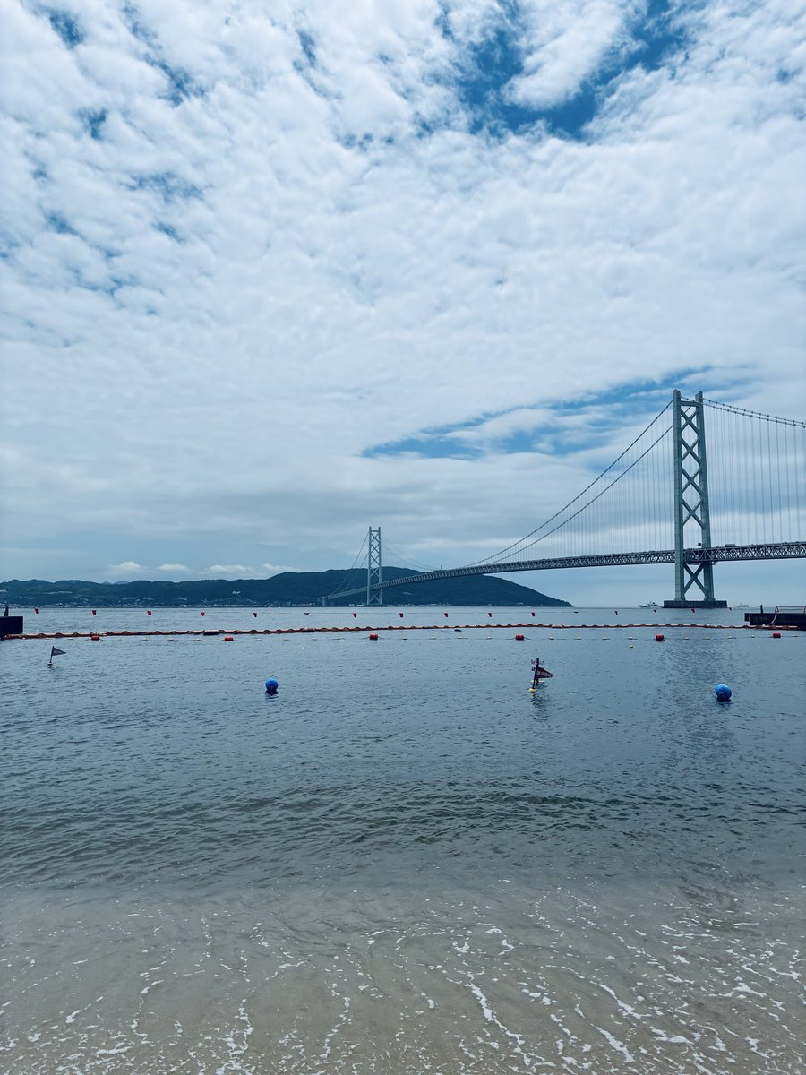 azur_maiko's tweet photo. 〜まもなく😊〜

７月９日〜８月２３日
海水浴場オープンです🏝️

温水シャワー（有料）
コインロッカー（有料）
更衣室（無料）
キッチンカー（3台）
など🍦

是非お楽しみください♪

みなさまのお越しをお待ちしております🤗 https://t.co/XpR3DwSCms
