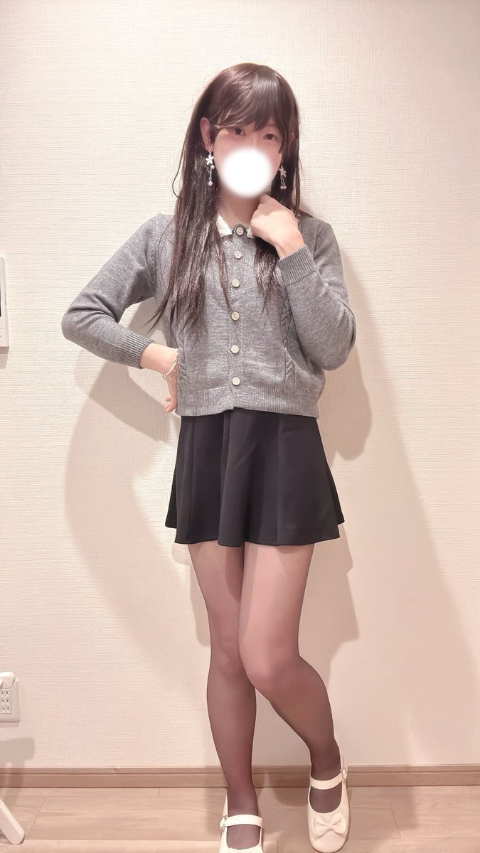 hotarushigure's tweet photo. 「深藏不露」
是指把雞巴深深的收藏起來
而不露出來嗎🩵
#男娘 #男の娘 #偽娘 #femboy https://t.co/YzBRcWwdpF