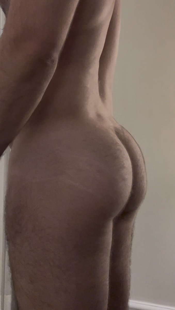 DanielMartinXXX's tweet photo. E rabao peludo? Quem curte? https://t.co/3dD1aPOpig