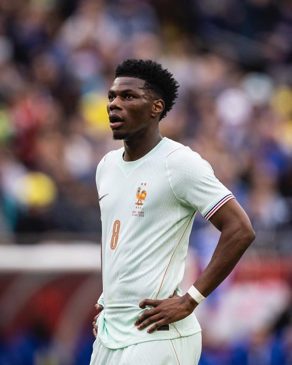 theMadridZone's tweet photo. 🚨 BREAKING: Manchester United have informed Aurelien Tchouaméni’s entourage that they CANNOT match his salary at Real Madrid.

The only way for the deal to happen is if the player takes a different salary. @FabrizioRomano https://t.co/iHCdYPYs8w