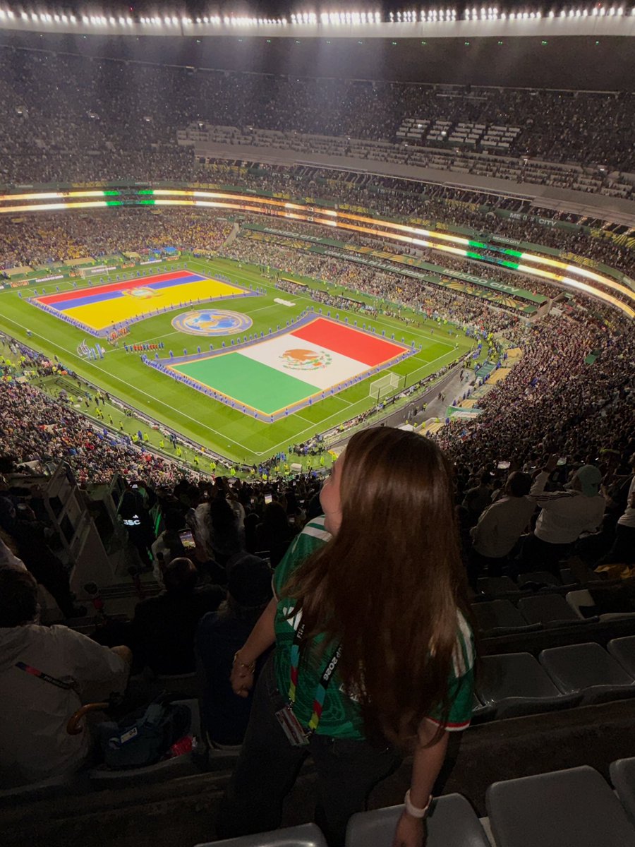 FerAlpizar1's tweet photo. Primer mundial, 3 partidos con México 🇲🇽 ⚽️✅ https://t.co/3VAdtySPHB