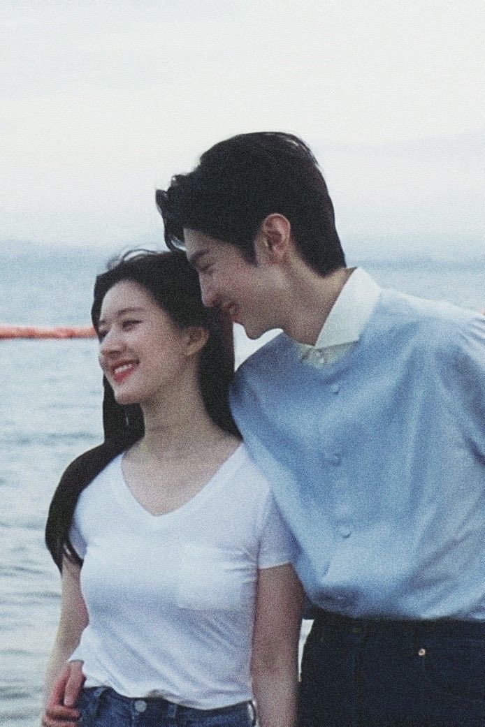 femorara's tweet photo. drop your favorite “she fell first, he fell harder” from #kdrama #cdrama

mine: https://t.co/CoxVdAiwNs